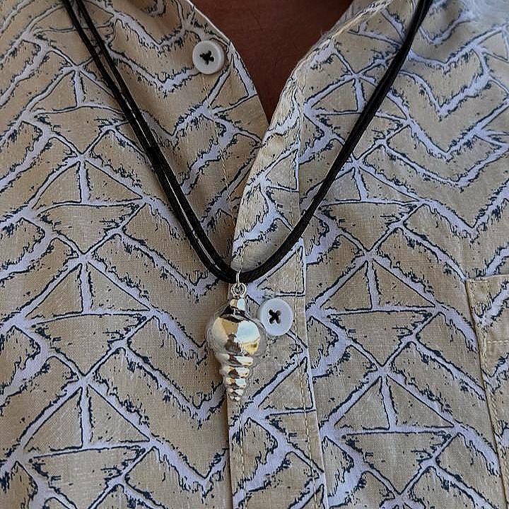 Sea Shell Pendant with Black Adjustable thread