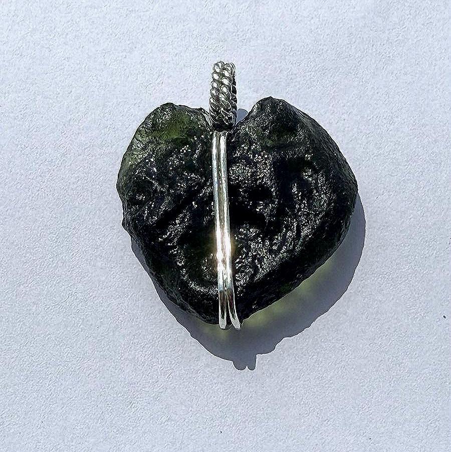 Moldavite Pendant AAA+ Czech Republic Natural Moldavite Rough Healing Gemstone Handmade Pendants 925 Sterling Silver Gorgeous Gift Pendants