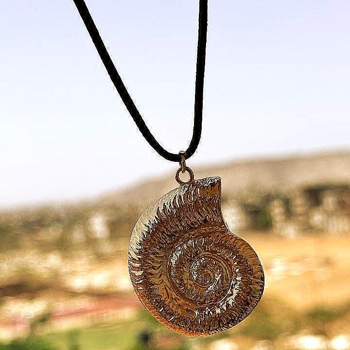 Sea Shell Pendant with Black Adjustable thread