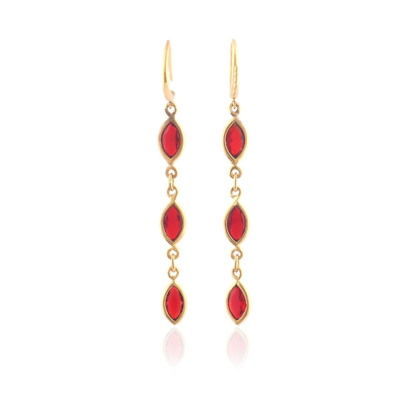 Golden Glow: Minimalist Garnet Earrings for Every Occasion