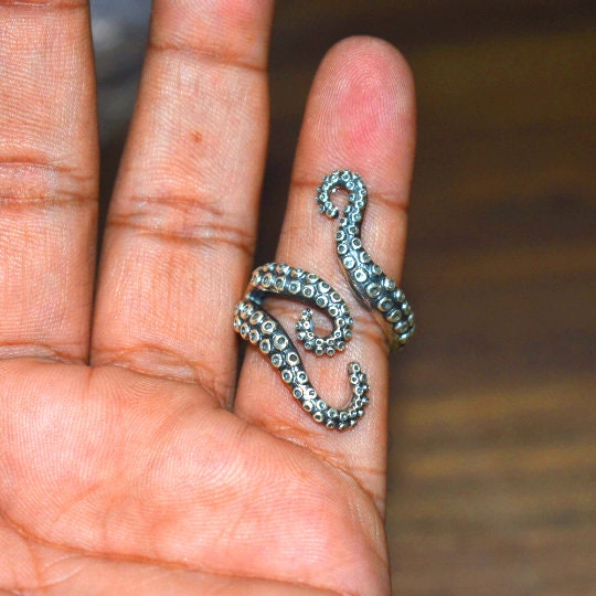 Octopus ring, gothic jewelry, mens ring Silver Octopus Ring - Adjustable Tentacles Ring, Gothic Jewelry, Punk and Emo Gift for Him/ Her