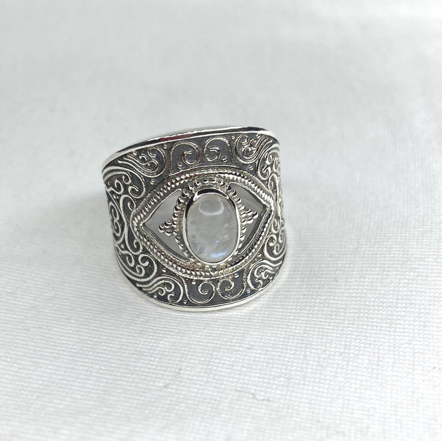 Rainbow Moonstone Ring 925 Sterling Silver Handmade Oval Shape Moonstone Ring Fabulous Top Grade Quality Ring For Boys & Girls