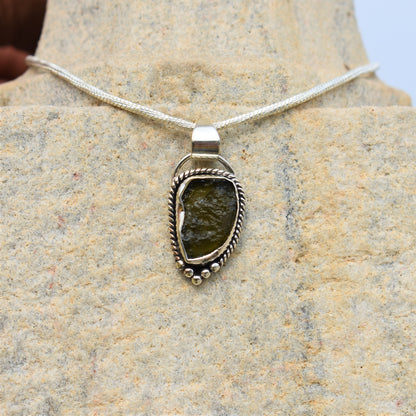 Moldavite Pendant 925 Solid Sterling Silver Handmade Pendants Natural Moldavite Rough Gemstone Pendant Birthday gift For woman and girls