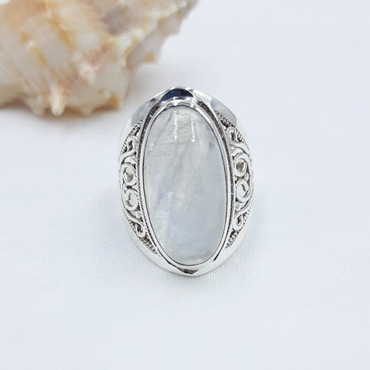 Rainbow Moonstone Oval Ring // Silver Moonstone Ring // Moonstone Ring // 925 Solid Sterling Silver Ring // Handmade Ring // Statement Ring