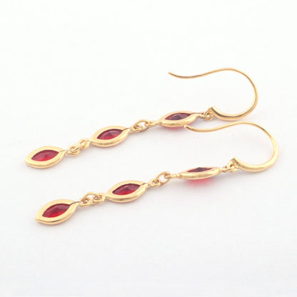 Golden Glow: Minimalist Garnet Earrings for Every Occasion