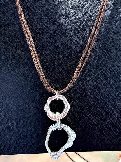 Mobius Circle Pendant Necklace, Available in Silver, Gold or Rose Gold Color,  Mobius Strip Necklace