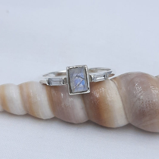 Rainbow Moonstone Ring // Silver Moonstone Ring // Rectangular Moonstone Ring // Moonstone Stacking Ring // Gold Silver Moonstone Ring