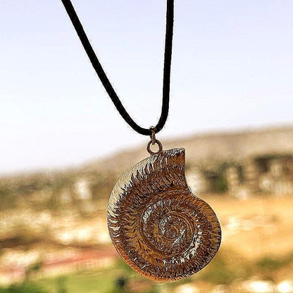 Sea Shell Pendant with Black Adjustable thread
