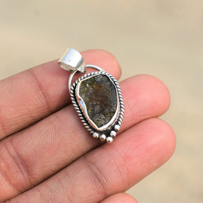 Moldavite Pendant 925 Solid Sterling Silver Handmade Pendants Natural Moldavite Rough Gemstone Pendant Birthday gift For woman and girls