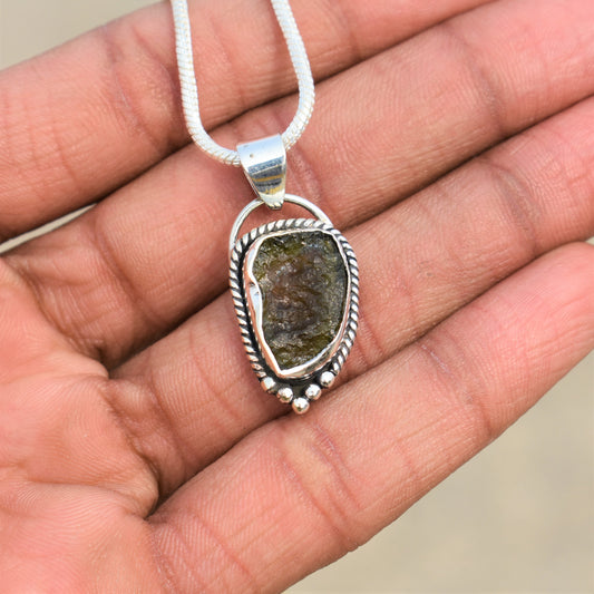 Moldavite Pendant 925 Solid Sterling Silver Handmade Pendants Natural Moldavite Rough Gemstone Pendant Birthday gift For woman and girls