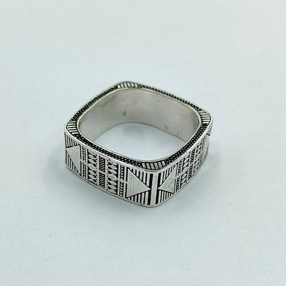 Square Band Ring, Sterling Silver Square Ring, Silver Geometric Ring, Carved square Silver Ring, Silver Square Band Ring, Men's Band Ring