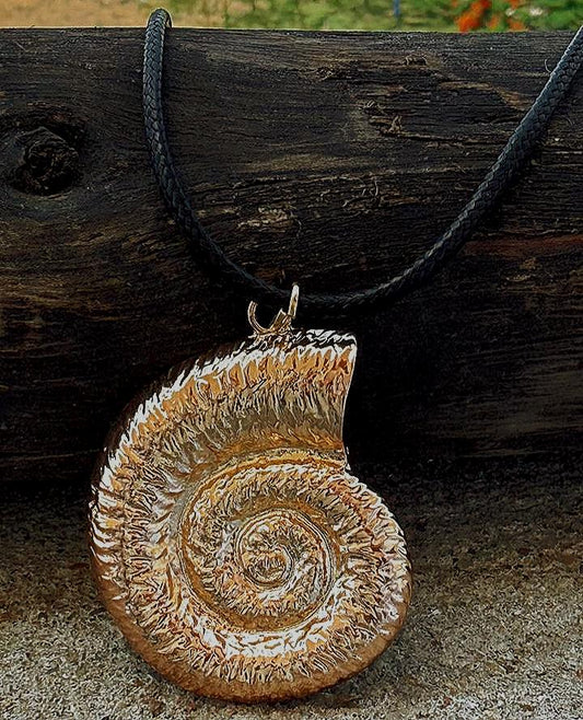 Sea Shell Pendant with Black Adjustable thread